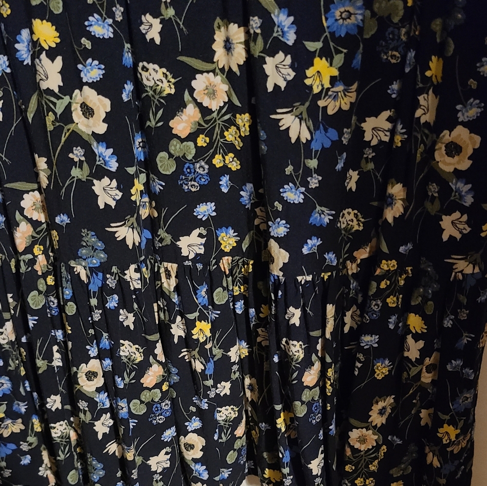 Loft Dress with Ruffle Bottom - Picture 4 of 5